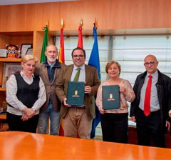 Boadilla del Monte | Renovado el convenio con la Asociación de Mayores por el que reciben 150.000 euros de subvención