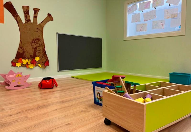 Majadahonda | Álvarez Ustarroz visita las nuevas aulas de Educación Infantil del Colegio San Pío X