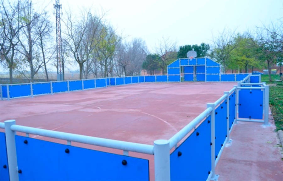 Humanes de Madrid  | El Ayuntamiento instala una pista multideportiva en el Barrio de la Estación