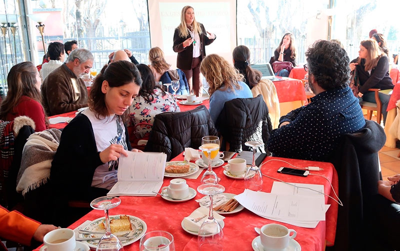 San Lorenzo de El Escorial | Vuelven los Encuentra&amp;té, reuniones para pequeños empresarios y autónomos con debate y desayuno