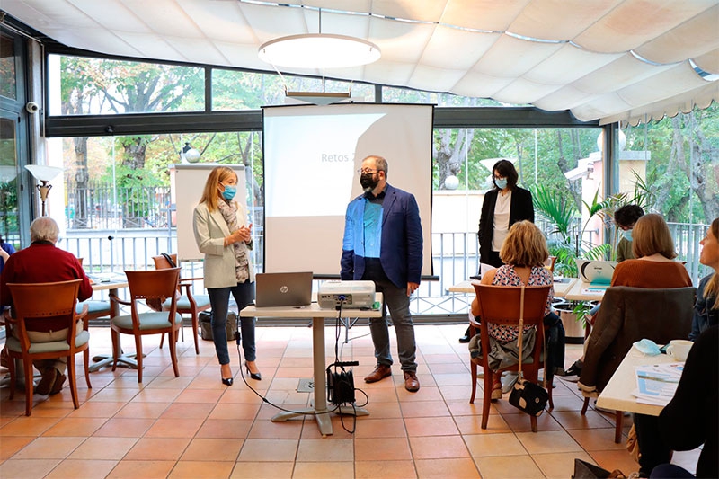 San Lorenzo de El Escorial | Con “Los retos de la empresa en 2021”, se inaugura una nueva edición de “Encuentra&té”