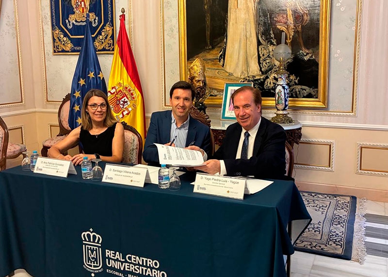 Valdemorillo | Valdemorillo firma un importante convenio de colaboración con el Real Colegio Universitario María Cristina-CEU