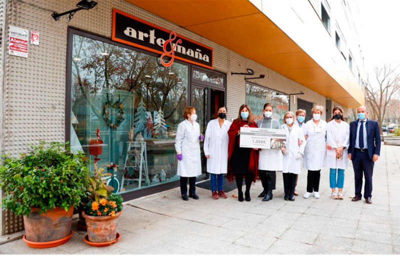 Pozuelo de Alarcón | La alcaldesa entrega los premios del concurso de escaparatismo