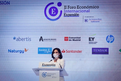 ECONOMÍA | La presidenta de la Comunidad de Madrid participa en el II Foro Económico Internacional