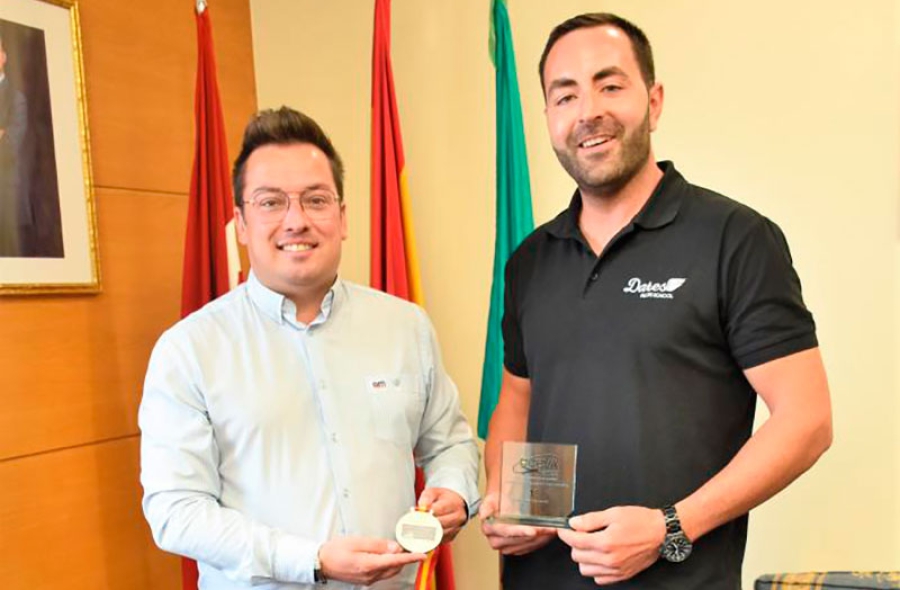 Villaviciosa de Odón | Atrás Ignacio Bobillo, vecino de Villaviciosa de Odón, logra el Campeonato de España de Vuelo Acrobático categoría Elemental