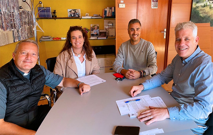 Torrelodones | El Ayuntamiento y la Parroquia San Ignacio de Loyola amplían su colaboración para la utilización de espacios deportivos