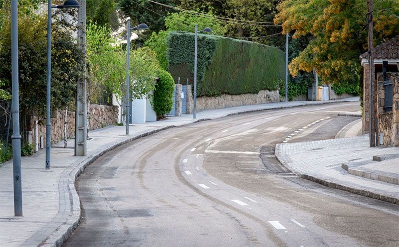 Boadilla del Monte | Finalizan las obras de acerado en la calle Castro Urdiales
