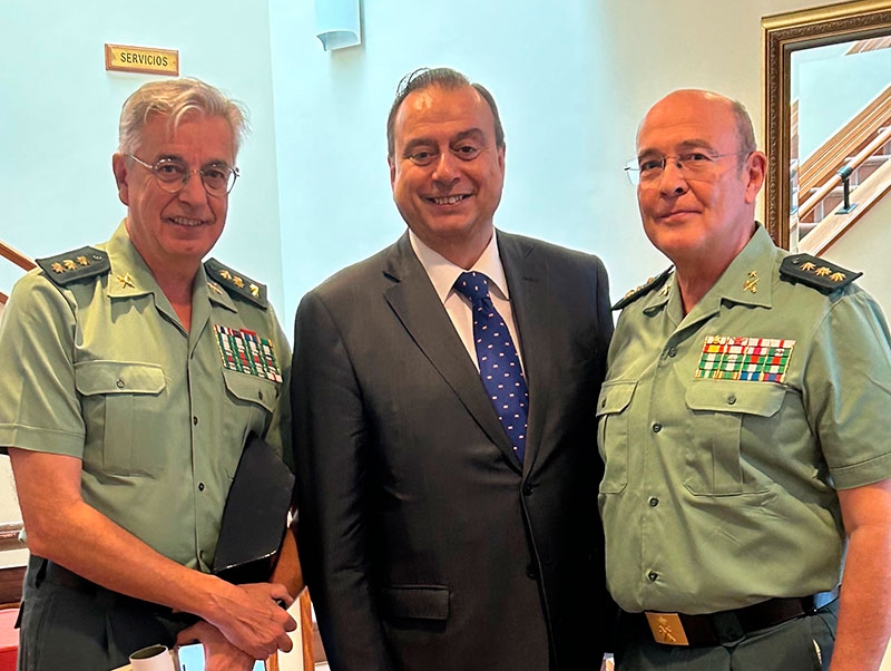 Javier Algarra, premiado por los retirados de la Guardia Civil en San Lorenzo de El Escorial