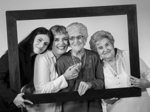 Collado Mediano | Exposición: &quot;Madrileños centenarios. La sabiduría de la longevidad&quot;