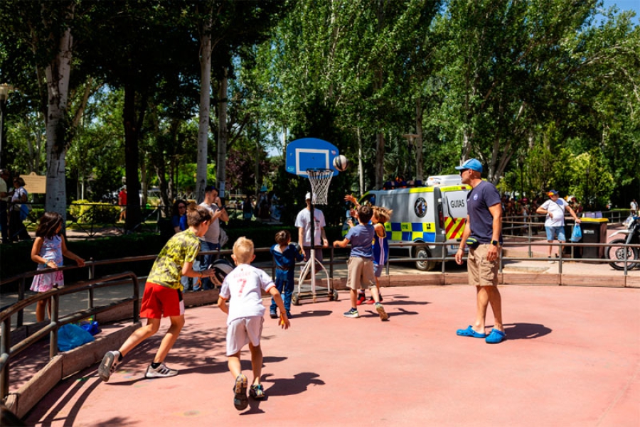 Pozuelo de Alarcón | El Día del Niño congrega a cientos de familias en una jornada de juegos, talleres y exhibiciones