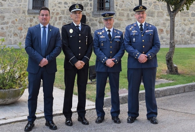 Villaviciosa de Odón | El Ejército del Aire distingue al Jefe de la Policía Local con la Cruz del Mérito Aeronáutico