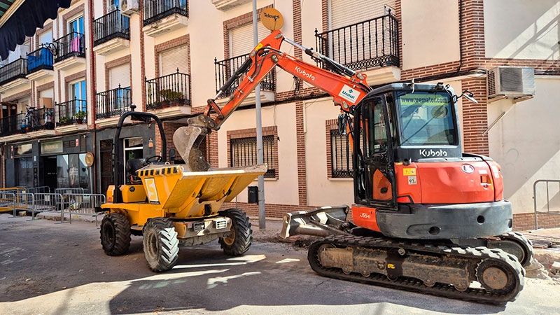 Villanueva de la Cañada | Avanzan las obras de remodelación de la calle Peligros