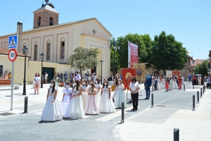 Humanes de Madrid | La procesión del Corpus Christi recorrió las calles de la localidad
