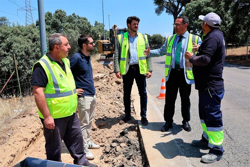 Villaviciosa de Odón | Se inician las obras de rehabilitación de la senda peatonal situada entre la urbanización El Bosque y el límite con Boadilla del Monte