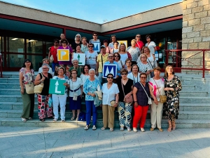 Cadalso de los Vidrios | Los mayores de Cadalso de los Vidrios participaron en el encuentro de talleres de mayores Los Pinares