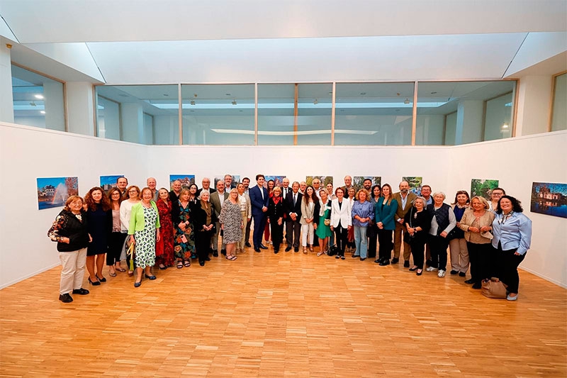 Villanueva de la Cañada | Villanueva de la Cañada y Le Vésinet celebran el 20.º aniversario de su hermanamiento