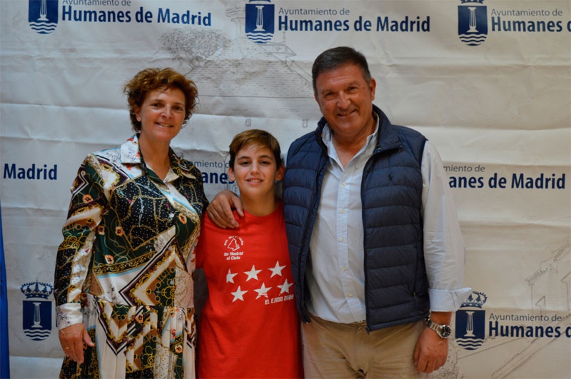 Humanes de Madrid | El alcalde recibe a Lucas Villarreal, convocado por la Selección Madrileña de Fútbol Sala