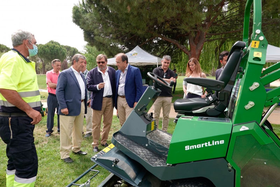 Villanueva de la Cañada | Presentación del Servicio de Mantenimiento de zonas verdes urbanas, arbolado viario y zonas forestales