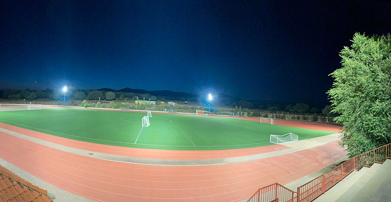 Valdemorillo | Nueva iluminación del campo de fútbol y la pista de atletismo