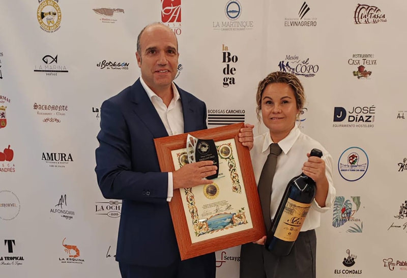 El mesón restaurante La Alhambra de Valdemorillo recibe la Medalla de Oro de la Gastronomía que otorga Radio Turismo