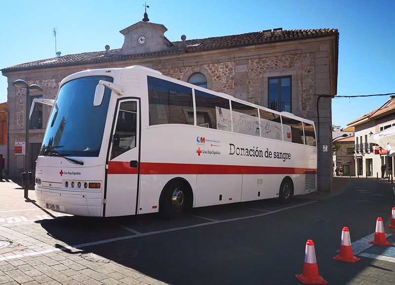 Valdemorillo | El Ayuntamiento de Valdemorillo se iluminará en rojo  el Día del Donante de Sangre