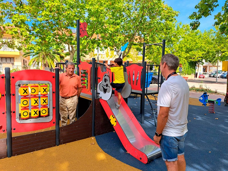 Villanueva de la Cañada | Renovación de los parques de la plaza de Colón y calle Gustavo Adolfo Bécquer