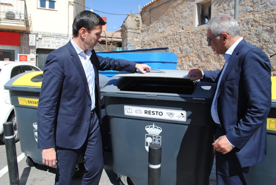 Valdemorillo | Colocación de los nuevos contenedores para la Recogida de Residuos Sólidos Urbanos