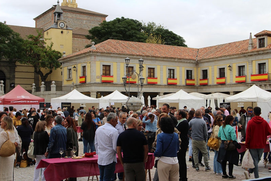 Brunete | Gran éxito de participación en la II Feria del Vino de Brunete