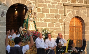 Cenicientos | Multitudinaria participación de los vecinos de Cenicientos en sus Fiestas Patronales en honor a Nuestra Señora Virgen del Roble