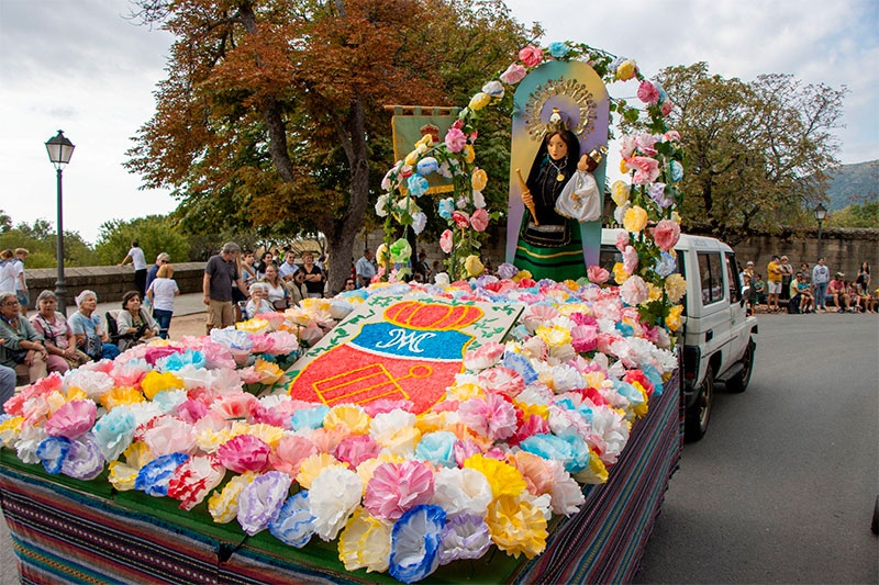 San Lorenzo de El Escorial | Los días 21 y 22 de agosto las peñas podrán solicitar espacio en «Terreros» para realizar las carretas de la Romería
