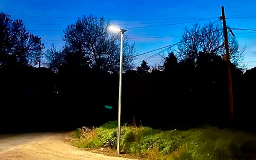 Galapagar | Esta noche por primera vez en la historia se han iluminado las calles del Camino de Villasolita