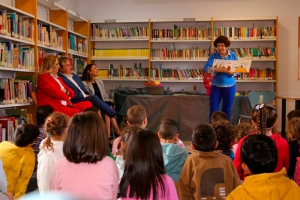 Brunete | El viceconsejero de Administración Local y la alcaldesa de Brunete celebraron con los más pequeños de la localidad el Día de Europa