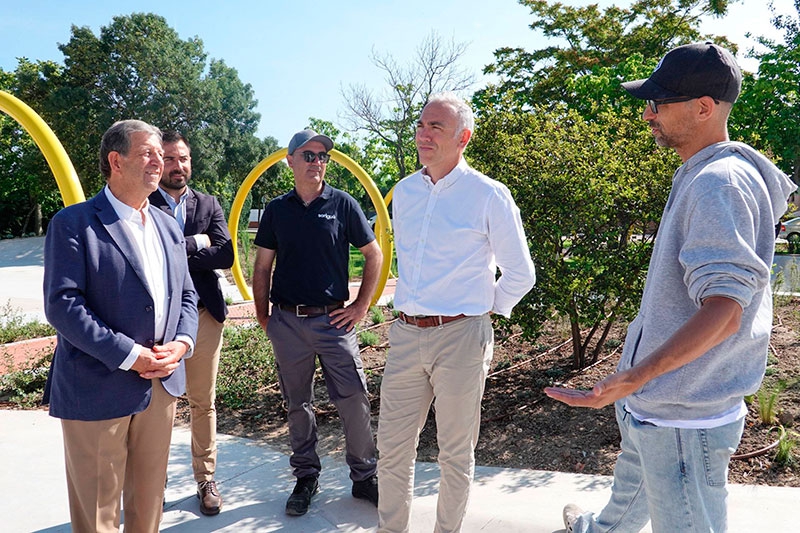 Villanueva de la Cañada | Abierta al público la nueva zona de patinaje del parque de Poniente