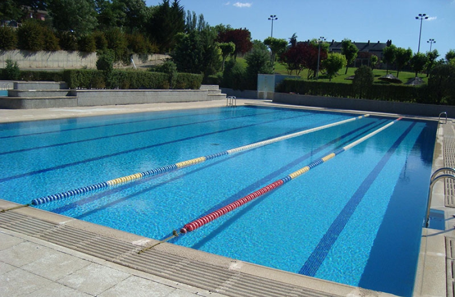 San Lorenzo de El Escorial | El sábado 17 se abren las piscinas exteriores del polideportivo El Zaburdón con entrada gratuita