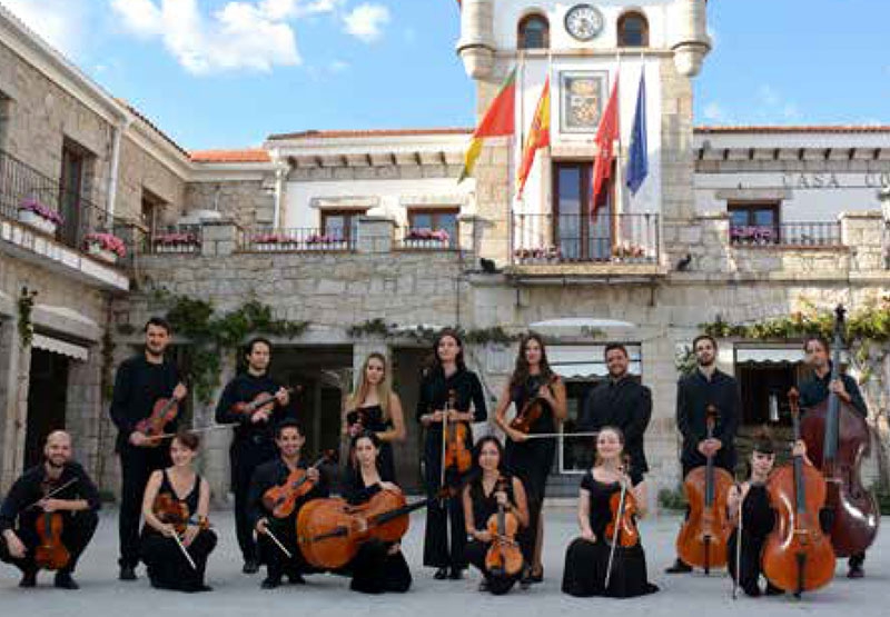 Hoyo de Manzanares | Las noches sabatinas de verano se llenan de cultura en Hoyo de Manzanares con su ‘Buenas Noches 2025’