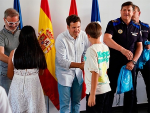 Las Rozas | De la Uz entregó los XXV Premios Educación Vial de las Rozas