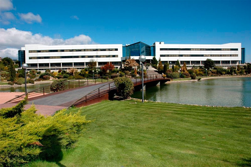 Villaviciosa de Odón | Convocatoria para la adjudicación de becas de estudios en la Universidad Europea para el curso 2025-2026