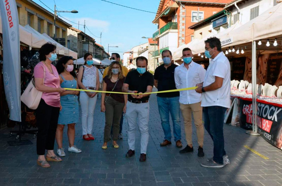 Guadarrama | Inaugurada oficialmente la IX Feria del Stock en Guadarrama