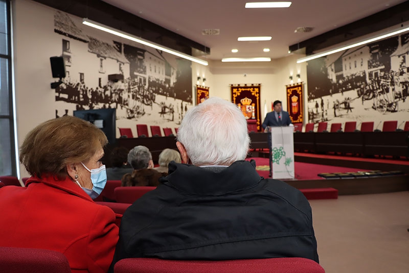 Galapagar | El Ayuntamiento felicita las bodas de oro de 12 matrimonios del municipio