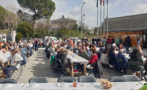 Valdemaqueda | Valdemaqueda celebró su tradicional comida popular de patatas con bacalao el Miércoles de Ceniza