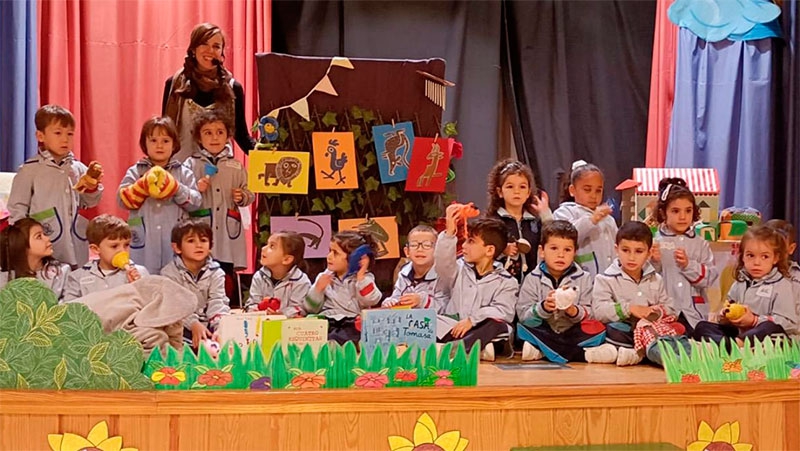 San Lorenzo de El Escorial | Cuentacuentos en los coles, títeres y actividades familiares con motivo de la Semana de la Infancia