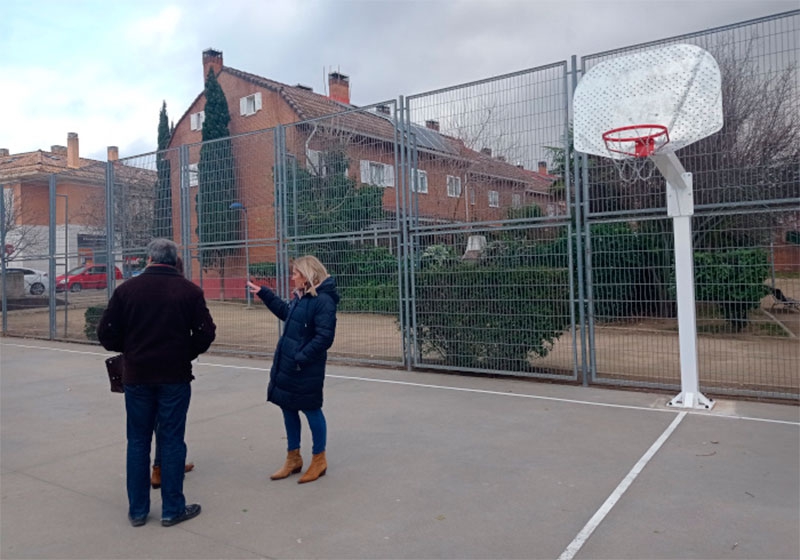 Collado Villalba | El parque de Bègles estrena canastas de minibasket