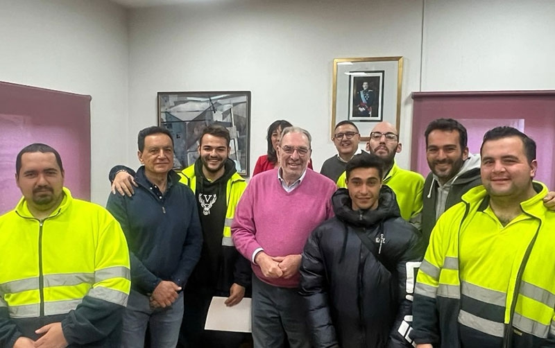 Navacerrada | El alcalde de Navacerrada entregó los diplomas a los jóvenes participantes en el Programa Público de Empleo