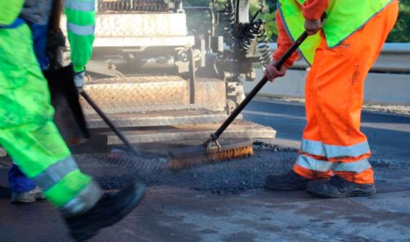 Galapagar | Arrancan los trabajos de mejora de las calles Escorial y de la Herrería para mejorar la seguridad vial
