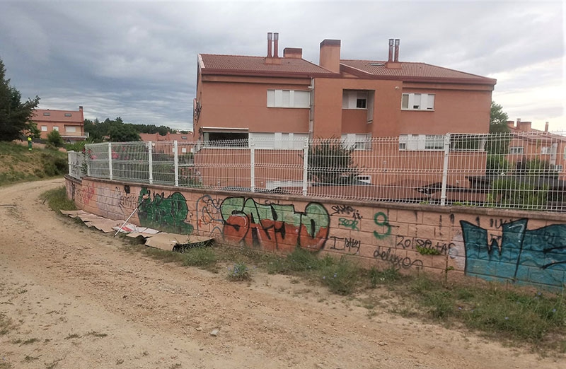 San Lorenzo de El Escorial | Más de 2.000 metros cuadrados limpios de grafitis en un mes