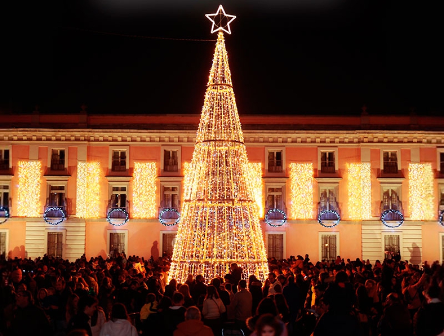 Boadilla del Monte | Boadilla presenta una programación navideña para toda la familia, con una gran pista de hielo como novedad