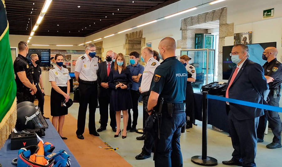 San Lorenzo de El Escorial | a Policía Nacional expone en la Casa de Cultura sus últimos avances en transformación digital