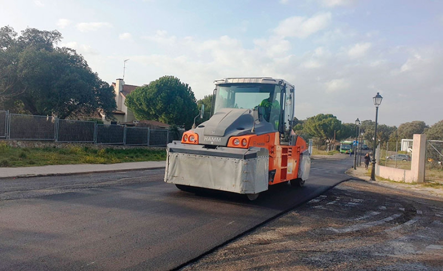 Villanueva de la Cañada | El Ayuntamiento asfalta 166.000 metros cuadrados de vías públicas