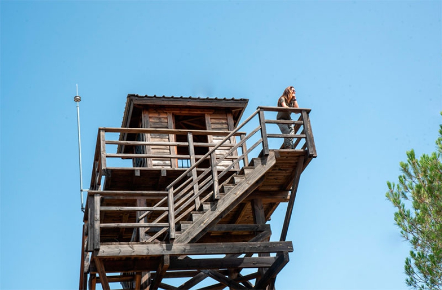 Boadilla del Monte | Efectivos municipales vigilan a diario desde la torreta instalada en el monte para prevenir incendios