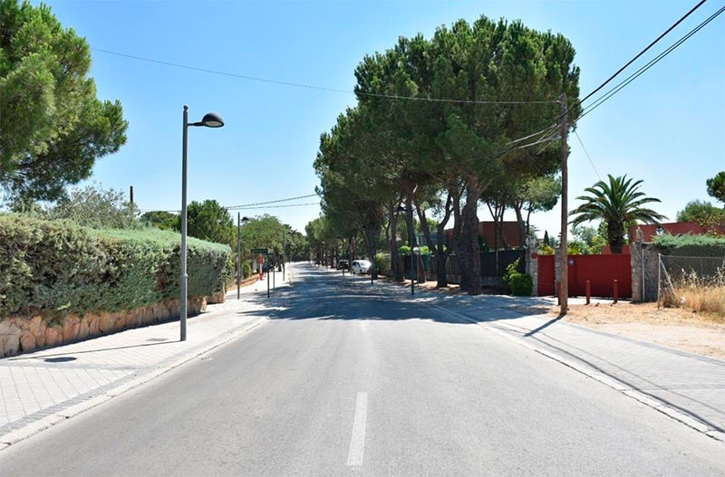 Boadilla del Monte | Finalizan las obras de acerado en la calle Playa de Riazor